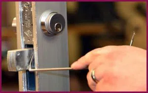 Riverside NJ Locksmith Store Riverside, NJ 856-347-7052 - 12-changing-locks
